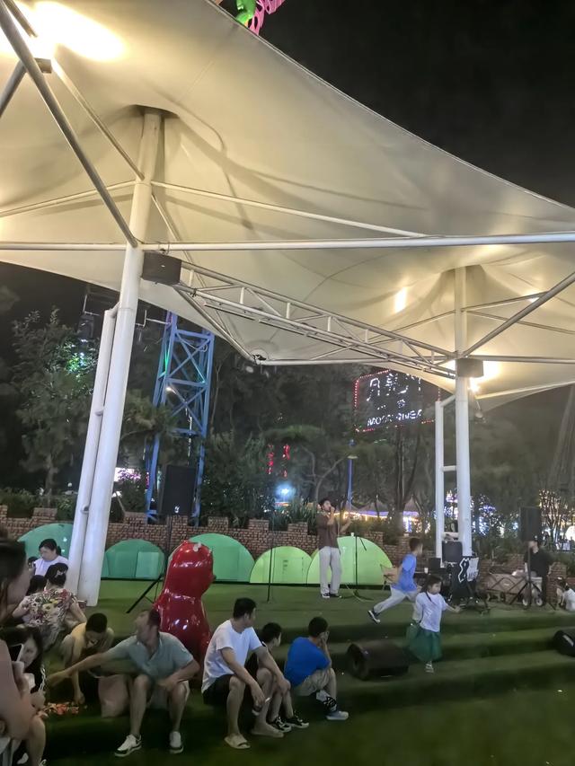 北京最大的夜市！逛三个小时完全没问题！停车场有十个！人山人海