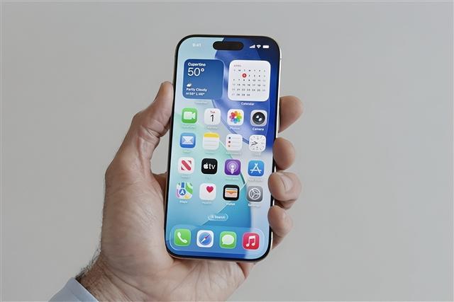 增强液态玻璃效果，iOS26推出公测第三版，共23款iPhone可升级
