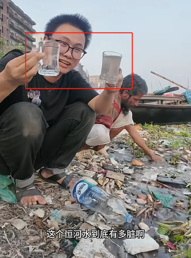 中国小伙在印度干了一杯恒河水，高烧三天全身肿胀，直言千万别喝