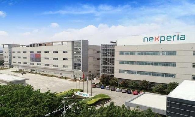 中方答应发货，安世强行要求先付采购费，拒绝恢复中国籍CEO职务