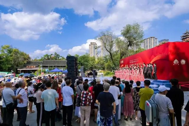 来锦江闹元宵，就这样玩儿→