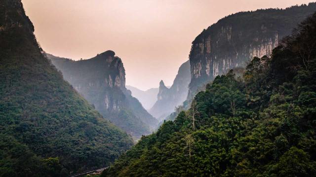 想玩点不一样，这个冬天，让我们去湘西过大年！