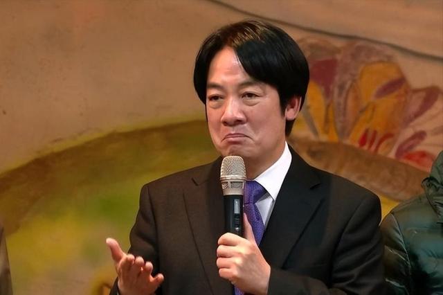 两个信号证明国家收台在即，蒋万安提前返台，蓝白联手逼宫赖清德