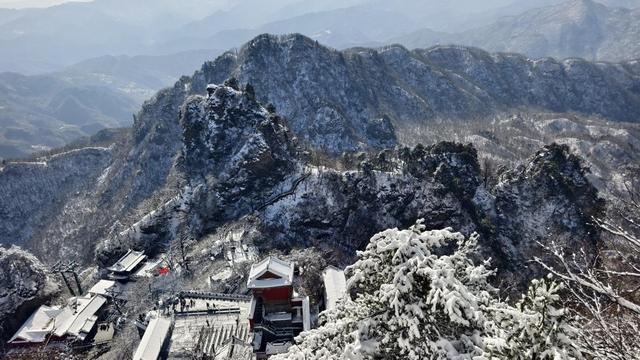 雪后初霁 武当山迎今冬首场绝美雪景