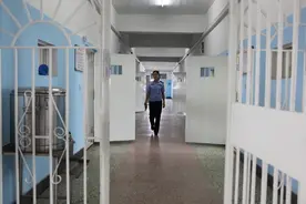 年轻人扎堆报考的留置辅警岗，真是理想选择吗？图片