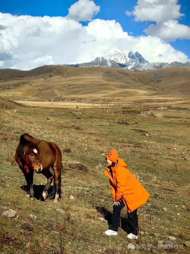 避开人潮，经典川西秋色10天行，人生必须要有的一场旅行！