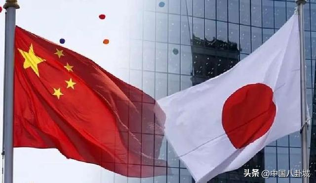 禁令生效，中方对日称呼已变，日本右翼调转枪口，对准高市早苗