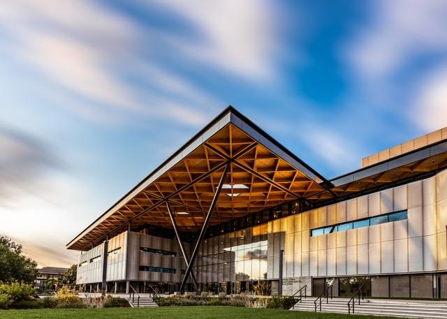 土木建筑 vs 巨石建筑：故宫与帕特农神庙