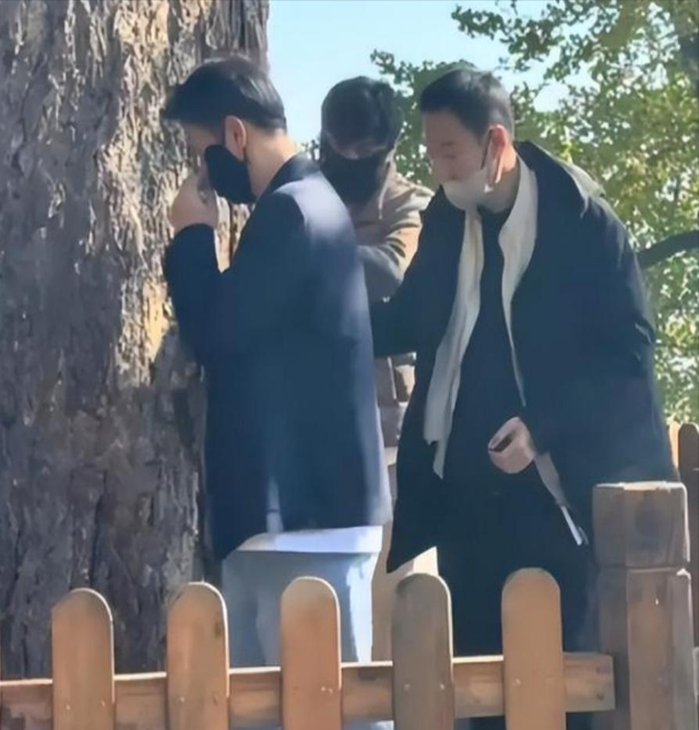 离世仅过去8个月，52岁辛柏青高调传出喜讯	，朱媛媛终于能安心了