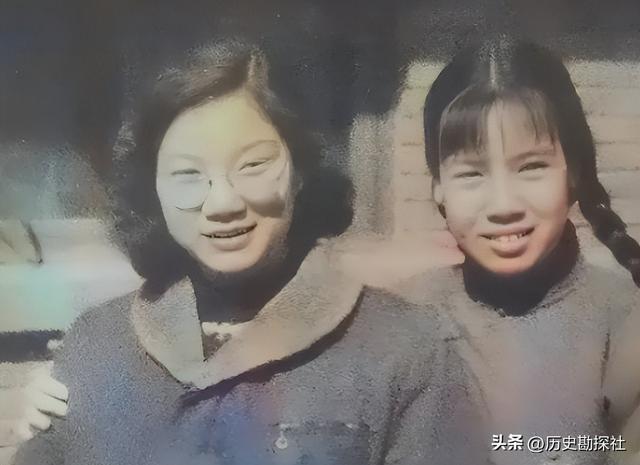 1962年，刘思齐和杨茂之新婚后，去看望毛主席，留下的珍贵合影