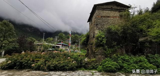 临近藏南边境风光（五）——中印战争前线指挥部、六世达赖修道处