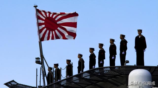 倚美谋核？小泉进次郎登上核潜艇，特朗普或为日本拥核松绑