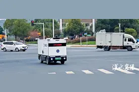 襄阳：无人驾驶物流车运送快递今年将突破1亿件，多元化应用场景加速拓展图片