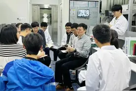 蓉耀未来｜多个领域屡次突破！成都这支创新团队一路逐“量”图片