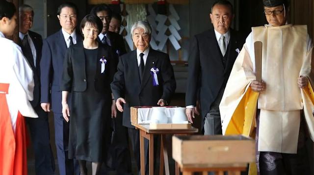 行动已开始，日本包机降落台岛，机上人身份特殊，中方删掉2个字