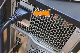 电脑已开机但是屏幕不亮？原因大全图片