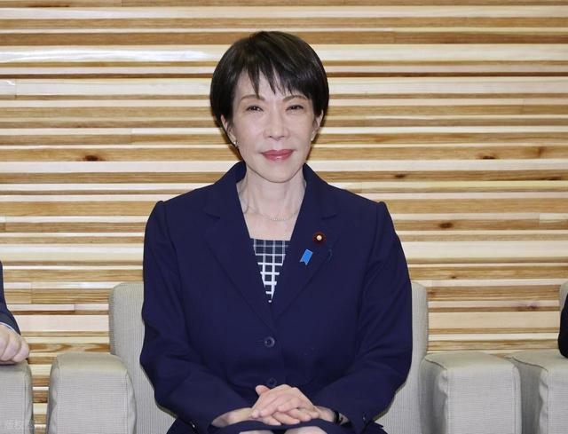 高市彻底怒了	，再对中国下死手，解放军火速下场，中国绝不能垮