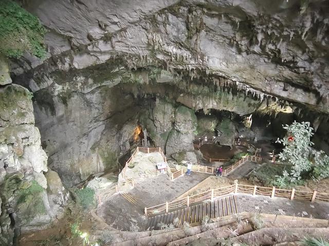 南行漫记：织金洞的美我不去评说，只说游的过程及感想