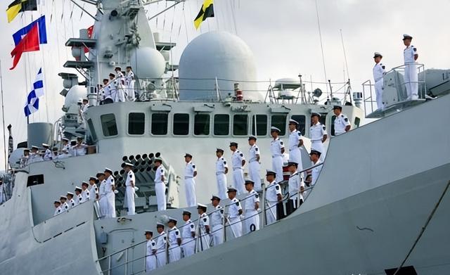 俄媒：一旦开战，中方只靠解放军难以取胜，必须调动另一股力量！