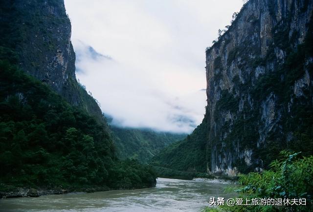 云南怒江州：曾经很难抵达的秘境，如今是进藏自驾者的美丽公路