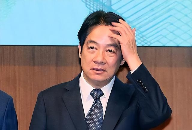 统一台湾的最大障碍	，不是美国和台独，而是“中华民国	”这个称号