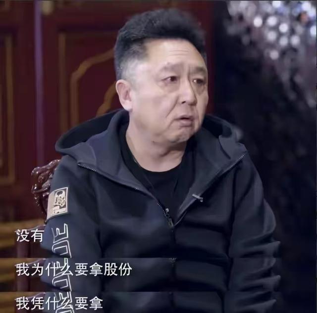 郭德纲到底给于谦多少钱？为啥他这么豪！坐拥60亩马场，豪宅超大