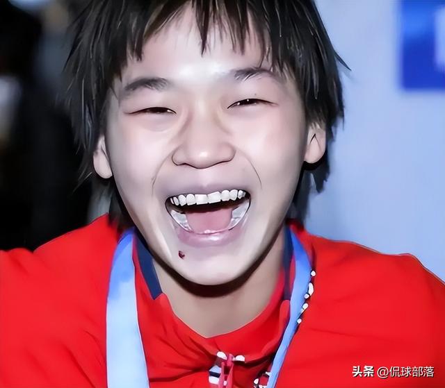 家宅争议刚过	，全红婵就带伤现身新疆雪道，她担心的事还是来了！