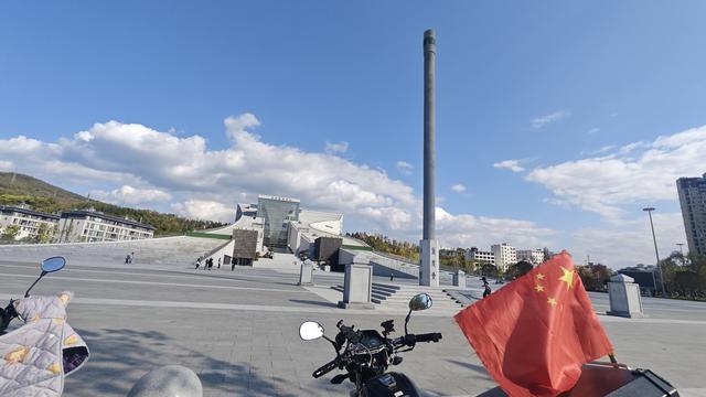 赏秋秦岭，摩旅商洛（11）过商洛，偶然进入蓝小路，露营蓝田县