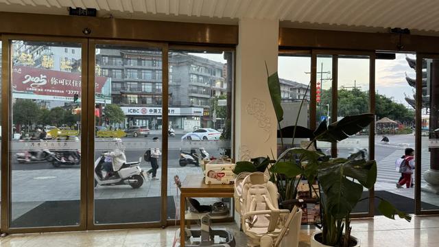 退休后，旅居途中发现“三大怪”