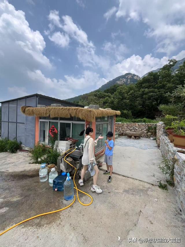 炎炎夏日去泰山西麓曹家庄后山里的隐佛崖打泉水吃炖鸡