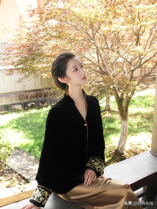 青海一校花，青春靓丽，五官精致	，身材高挑，太迷人了！