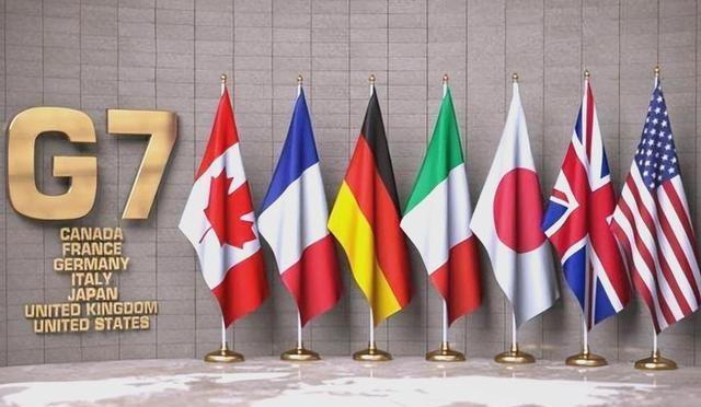 中国首次提“侵略”2字，高市早苗甩出妙计，把日本的帮手全找来