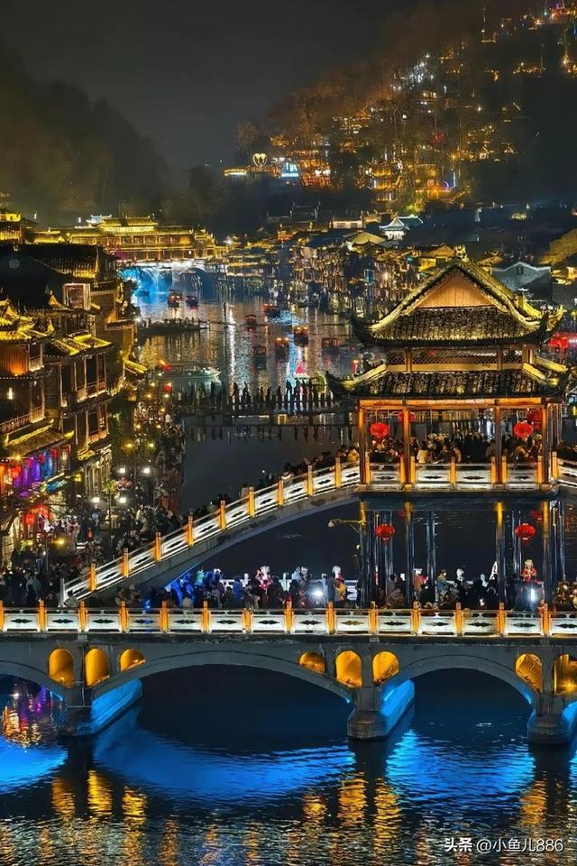 中国公认的著名十大古镇