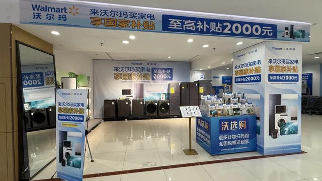 南宁虎丘嘉佑城有大动作?招牌拆掉广场上搭钢架,这是要做什么?