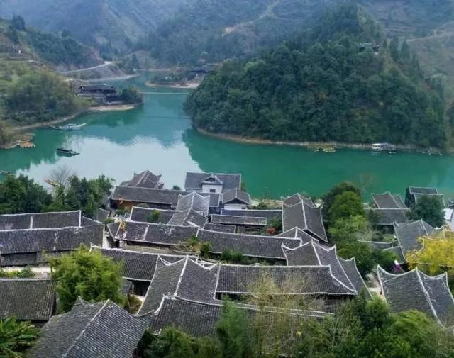 跟着小志游文化重庆 | 酉阳秘境：在武陵腹地，触摸千年文脉与地质史诗