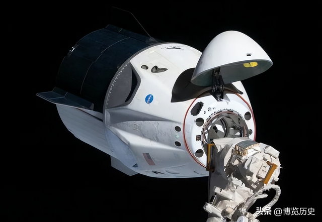 神舟二十号被撞！中国早有防备，10天内随时救援，美国预谋不轨？