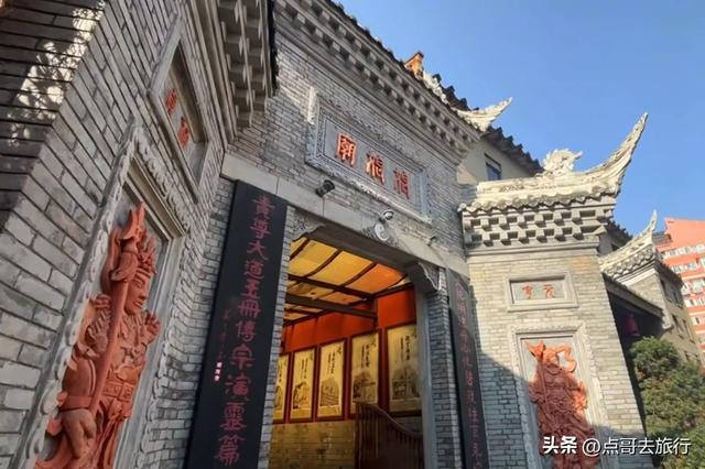 成都闹市中心神秘小庙，“似庙非庙”的烟火气，吃斋饭仅需8元！
