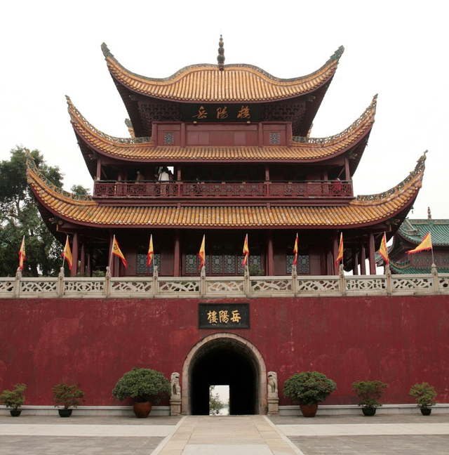 岳阳楼：承载历史与人文的江南瑰宝
