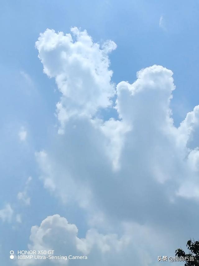 蓝天白云之美