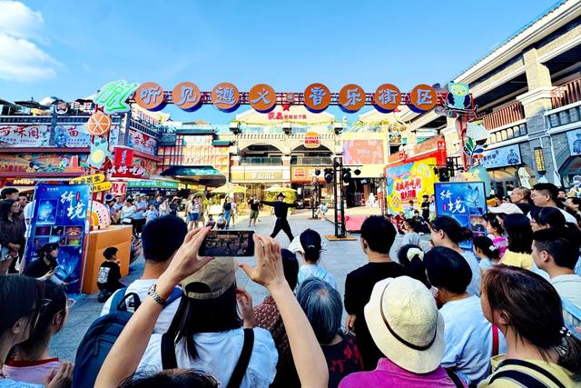 悦·遵义 | 沉浸杂技解锁红色圣地新体验