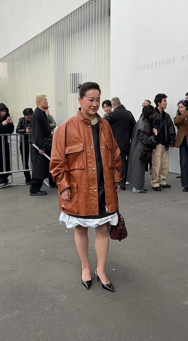 雷佳音没撒谎！退出春晚、解散公司	、性格大变的贾玲，证实他的话