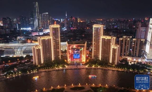 夜幕下的海河，绝美！