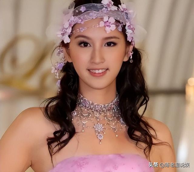 曾是体操女神，退役后跟大51岁的干爹谈恋爱，如今两人过得怎样了