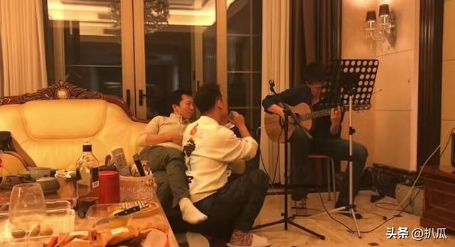 从确诊到去世仅15天，“央视最帅主持人”的遭遇为人们敲响警钟