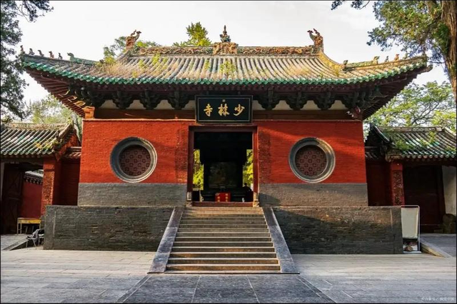释永信倒台后，最大怨种现身！花5000万买的天价字画现200没人收