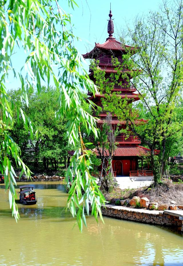 窑湖小镇丨黛瓦飞檐间，揉碎一湖春光