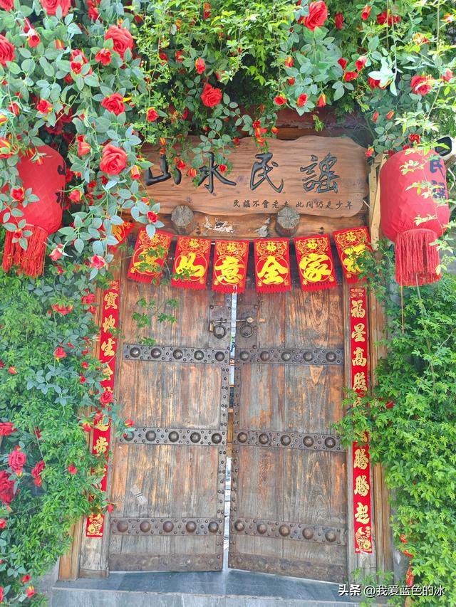 参观临沂市沂州里。城市里就应该多一些这样让市民吃喝玩耍之地