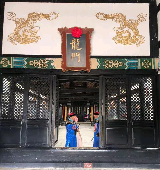 参观游览古代乡试的考场——川北贡院