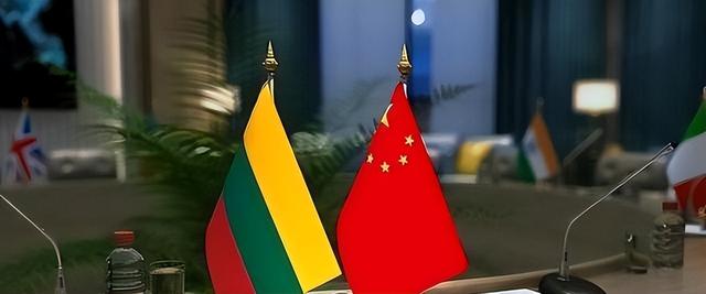 禁止所有中国外交官入境，不让两岸统一，这个国家比美国还要嚣张