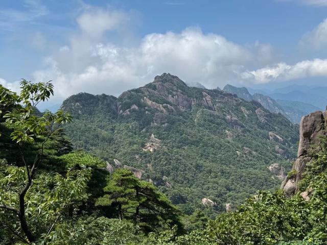 徒步三山五岳：安徽黄山！